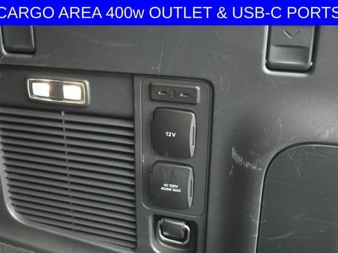 Used 2025 Ford Expedition Max Active AWD/4WD image 8