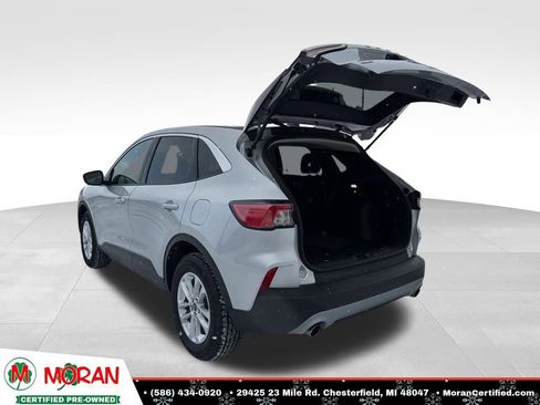 Used 2020 Ford Escape SE image 27