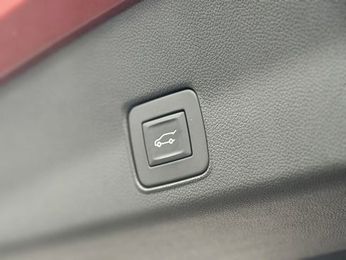 Certified 2024 Chevrolet TrailBlazer RS w/ Convenience Package image 27