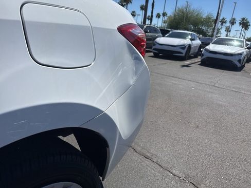 Used 2017 Toyota Corolla LE w/ Carpet Mat Package (TMS) image 17