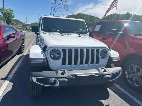 Used 2021 Jeep Wrangler Unlimited Sahara AWD/4WD image 6