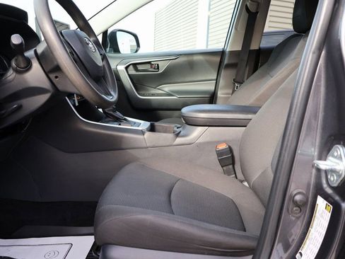 Used 2024 Toyota RAV4 LE image 22