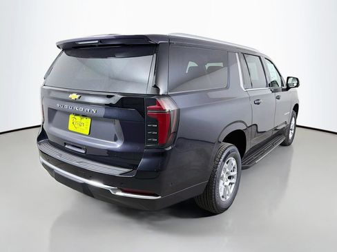 New 2026 Chevrolet Suburban LS w/ Max Trailering Package AWD/4WD image 5