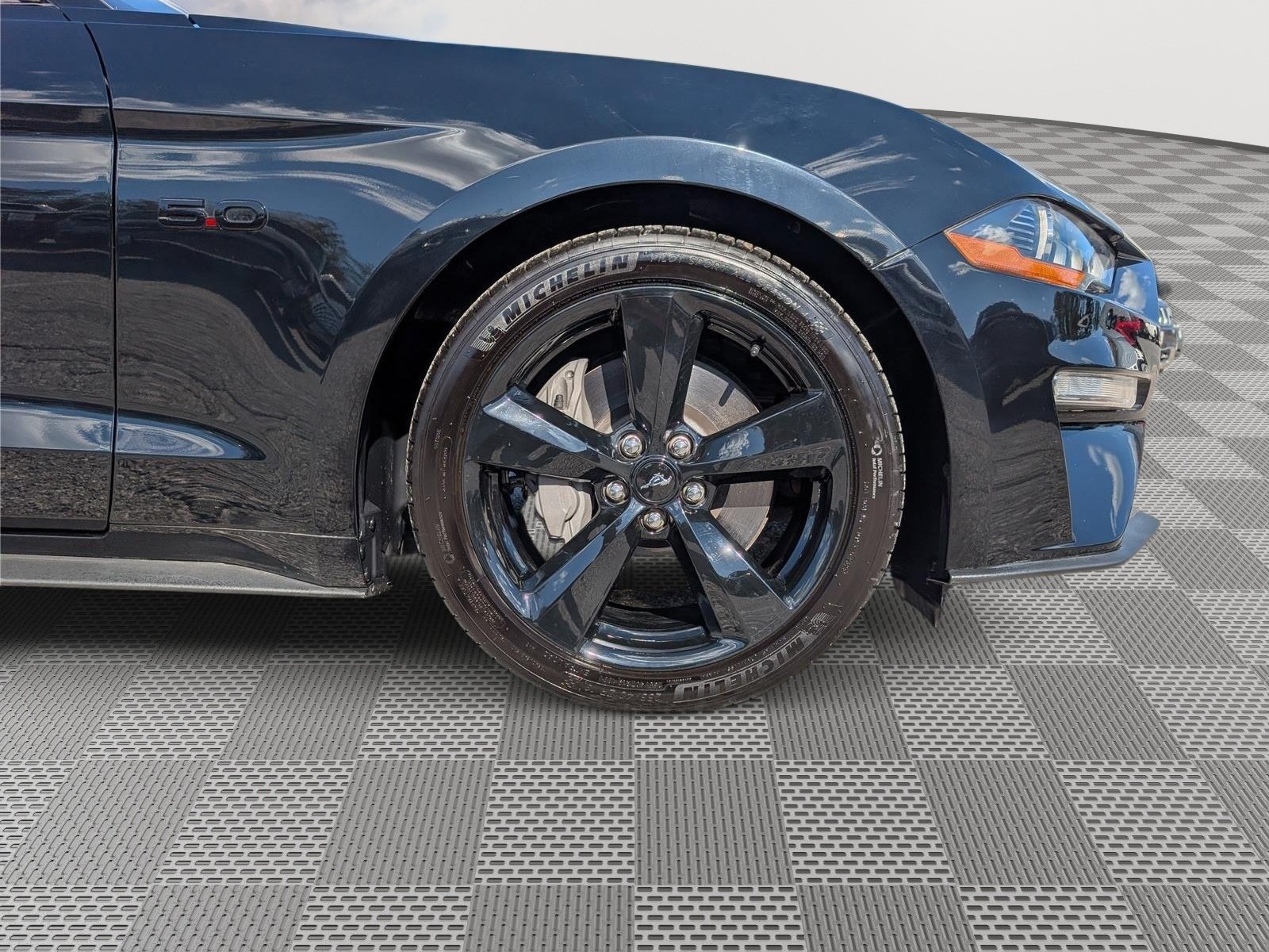 Used 2022 Ford Mustang GT w/ Equipment Group 301A RWD image 9