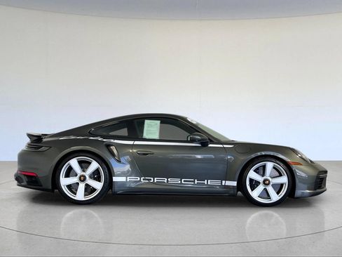 Certified 2025 Porsche 911 Turbo AWD/4WD image 9