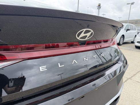 New 2026 Hyundai Elantra Sport FWD image 9