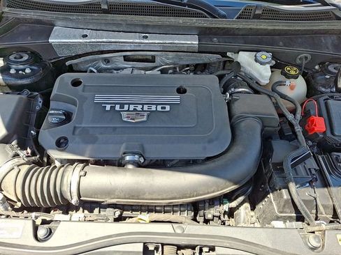 Used 2020 Cadillac XT4 Premium Luxury w/ Cold Weather Package FWD image 27