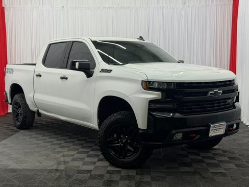 Used 2021 Chevrolet Silverado 1500 LT Trail Boss w/ Convenience Package II AWD/4WD image 1