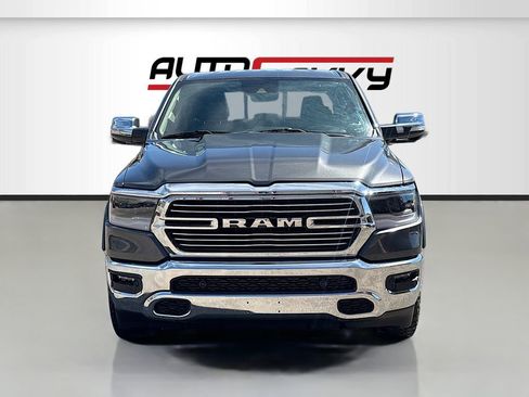 Used 2021 RAM 1500 Laramie AWD/4WD image 2