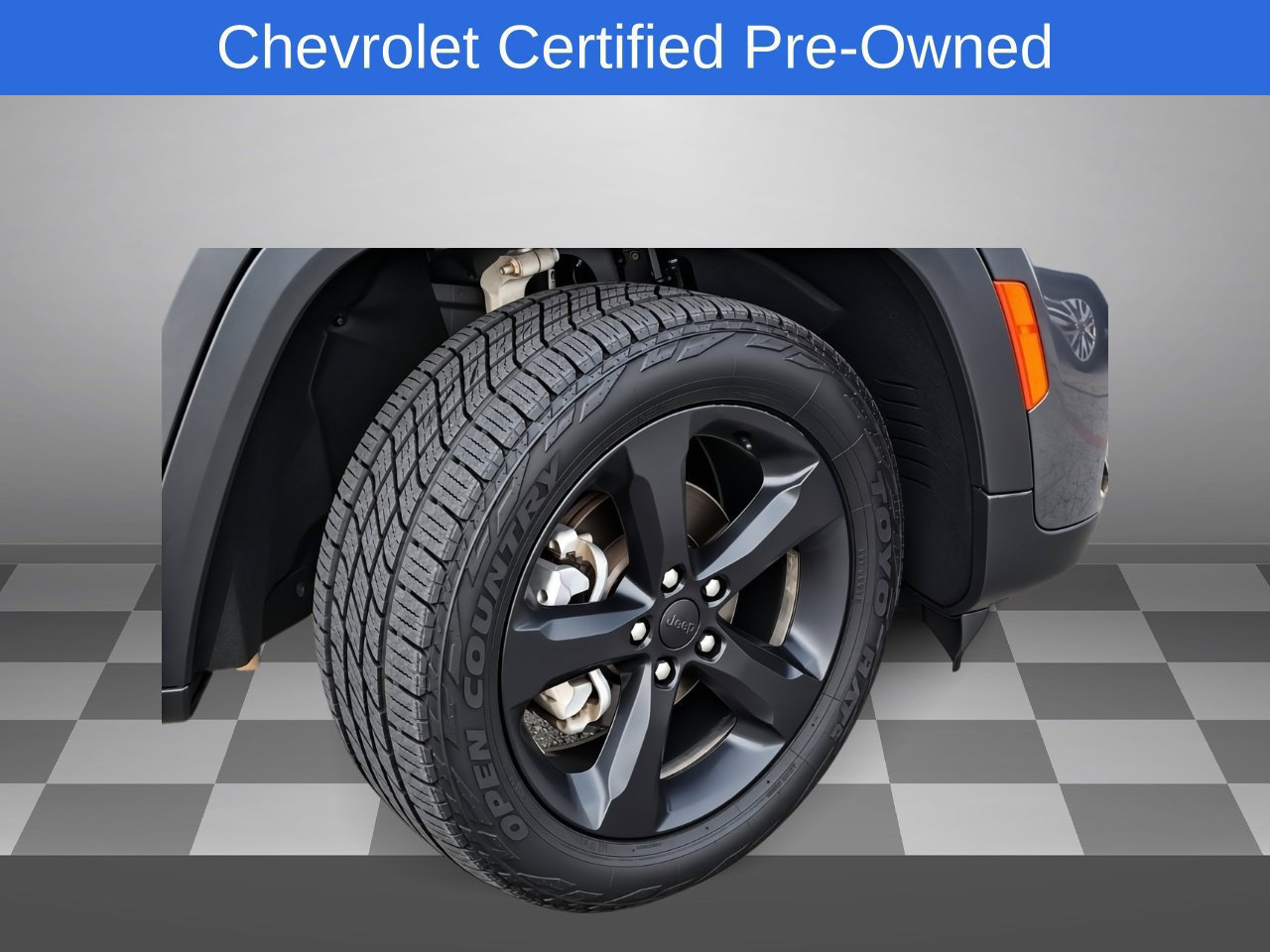 Used 2023 Jeep Grand Cherokee Altitude AWD/4WD image 2