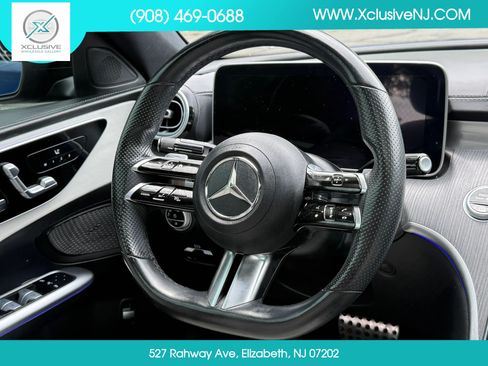 Used 2022 Mercedes-Benz C 300 4MATIC Sedan image 11