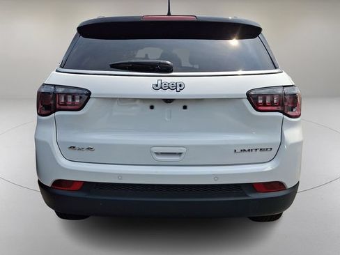 Used 2025 Jeep Compass Limited AWD/4WD image 7
