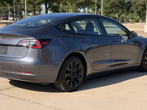 Used 2023 Tesla Model 3 Standard Range RWD image 7