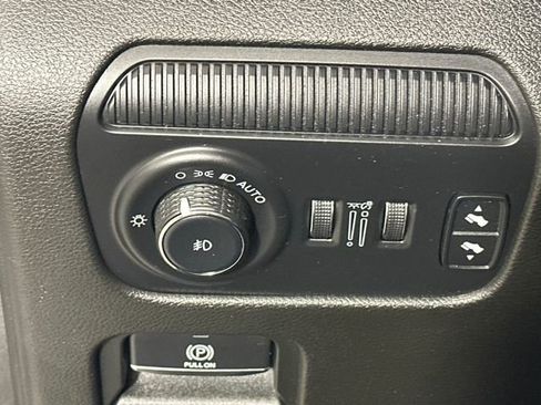 Used 2023 Jeep Wagoneer Series II w/ Convenience Group I image 18