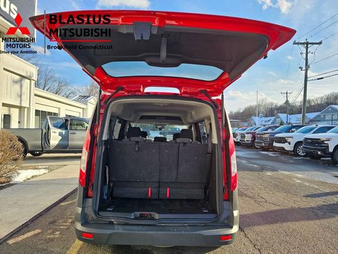 Used 2016 Ford Transit Connect XL image 29