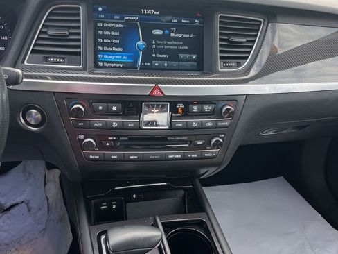 Used 2019 Genesis G80 3.3T Sport image 12