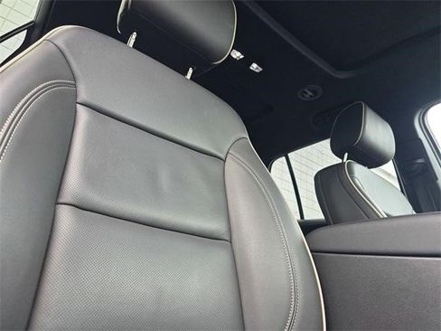 Certified 2023 Chevrolet Traverse Premier w/ LPO, Floor Liner Package image 21