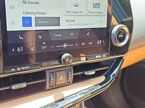Certified 2025 Lexus NX 350 AWD w/ Accessory Package (2T) image 17