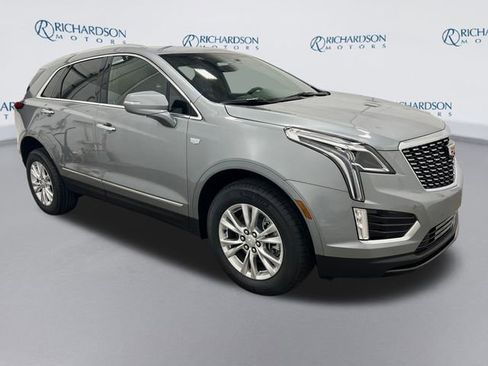 New 2026 Cadillac XT5 Luxury image 7