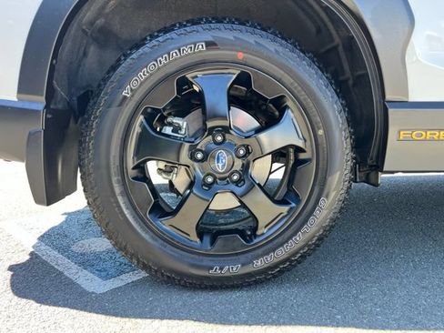 Used 2025 Subaru Forester Wilderness w/ Wilderness Package AWD/4WD image 7