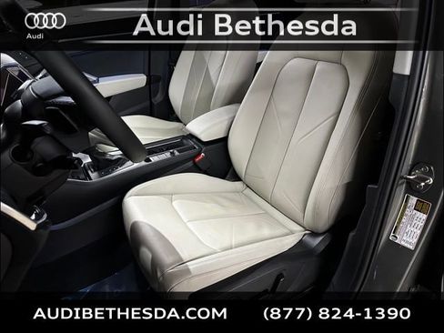 Certified 2025 Audi Q3 2.0T Premium Plus w/ Premium Plus Package image 25