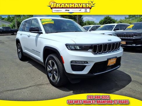 Used 2022 Jeep Grand Cherokee Limited 4xe w/ Luxury Tech Group II AWD/4WD image 1