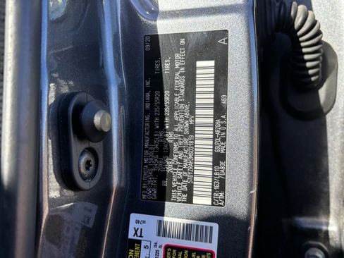 Used 2021 Toyota Highlander Limited image 31