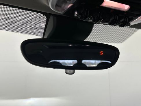 Used 2021 MINI Cooper Clubman S image 16