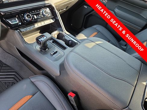 Used 2024 GMC Sierra 1500 AT4 w/ AT4 Preferred Package image 25