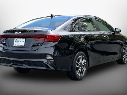 Used 2023 Kia Forte LXS FWD image 15