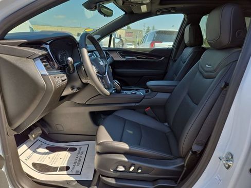 New 2026 Cadillac XT5 Premium Luxury w/ Driver Assist Package AWD/4WD image 2