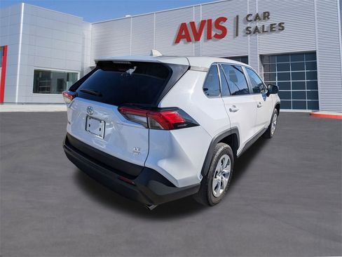 Used 2024 Toyota RAV4 LE image 6