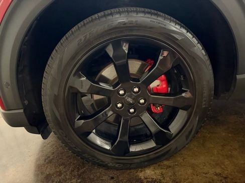 Used 2022 Ford Explorer ST w/ Equipment Group 401A image 11