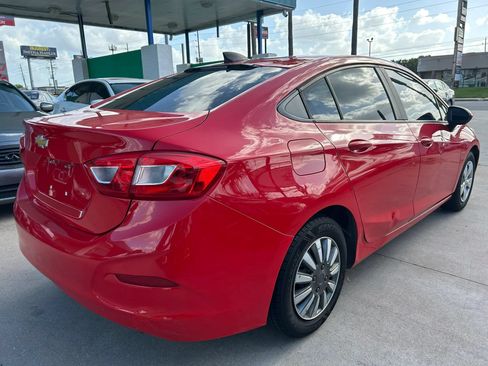 Used 2017 Chevrolet Cruze LS FWD image 5