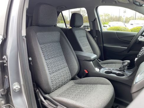 Used 2024 Chevrolet Equinox LT w/ LPO, Floor Liner Package image 35