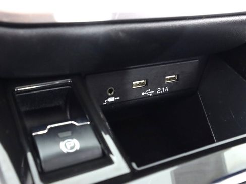 Used 2022 Subaru Outback Limited image 22