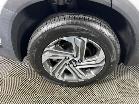 Used 2023 Hyundai Santa Fe SEL FWD image 11