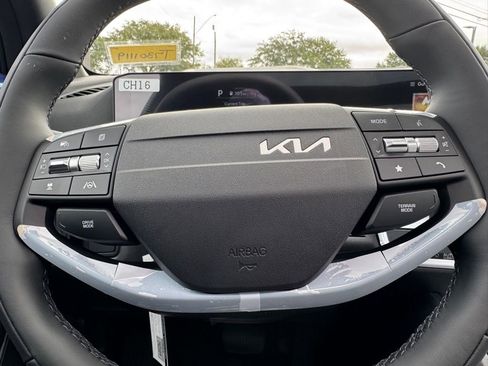 New 2026 Kia Sportage X-Line AWD/4WD image 14