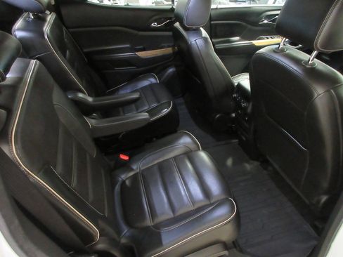 Used 2017 GMC Acadia Denali w/ Technology Package image 18
