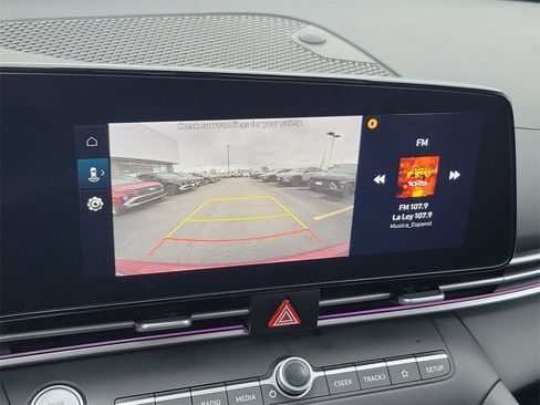 Used 2024 Hyundai Elantra SEL w/ Convenience Package image 20