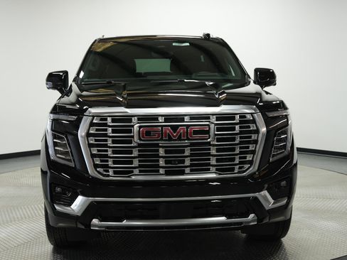 New 2026 GMC Yukon Denali w/ Denali Reserve Package AWD/4WD image 2