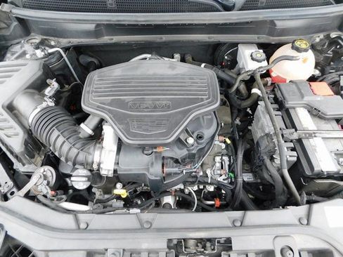 Used 2020 Cadillac XT5 Premium Luxury image 40