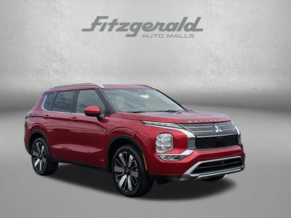 Used 2025 Mitsubishi Outlander SE