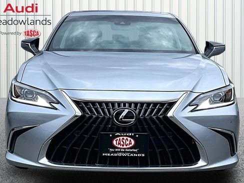 Used 2024 Lexus ES 350 w/ Premium Package FWD image 2