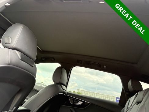 Used 2025 Audi Q7 3.0T Premium Plus AWD/4WD image 34
