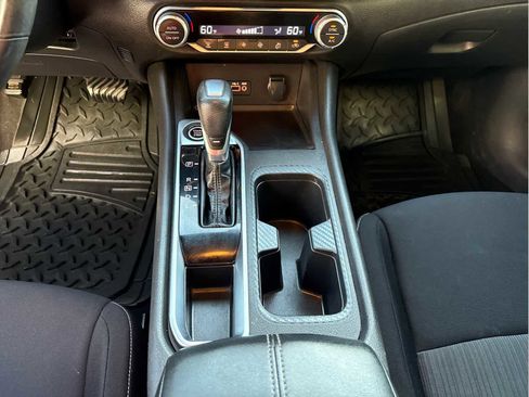 Used 2020 Nissan Sentra SV FWD image 21