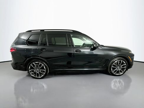 Used 2026 BMW X7 xDrive40i w/ M Sport Package AWD/4WD image 4