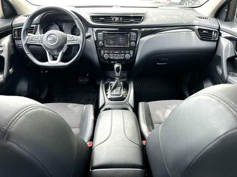 Used 2022 Nissan Rogue Sport SV w/ Technology Package AWD/4WD image 25
