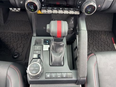 Certified 2025 Toyota Tacoma TRD Pro AWD/4WD image 22