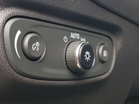 Certified 2023 Chevrolet Equinox Premier AWD/4WD image 20